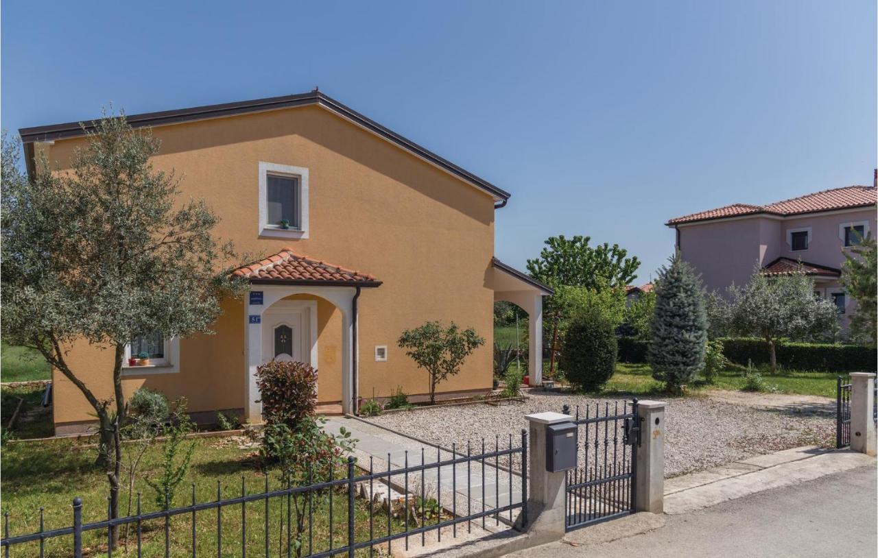 Nice Apartment In Kastel With Kitchen Exterior photo